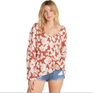 New Billabong Winding Roads Red Floral Print Top Blouse with Elastic Wrists !!